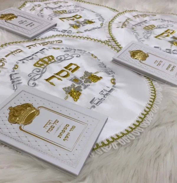 ⁦מארז כיסוי לקערה והגדת כתר⁩ – תמונה ⁦8⁩
