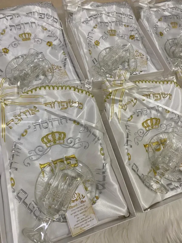 ⁦מארז כיסוי לקערה וגביע קידוש⁩ – תמונה ⁦7⁩