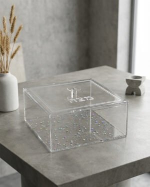 קופסא מהודרת למצות מפרספקס